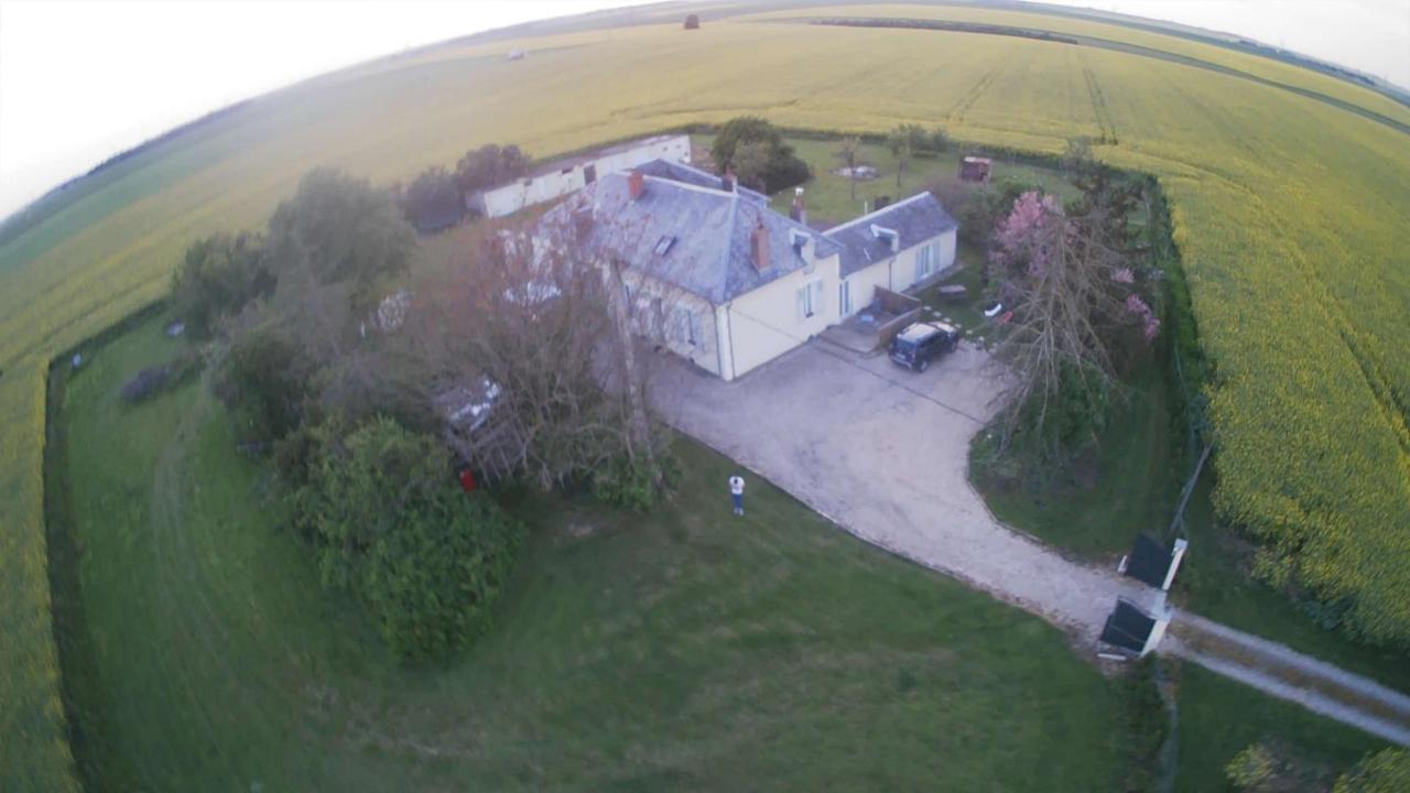 Studio " Tournesol " Au Coeur Du Berry Les Bordes Exterior photo