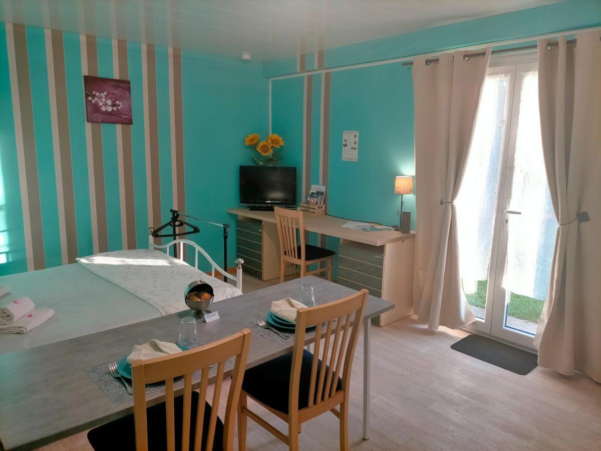 Studio " Tournesol " Au Coeur Du Berry Les Bordes Exterior photo